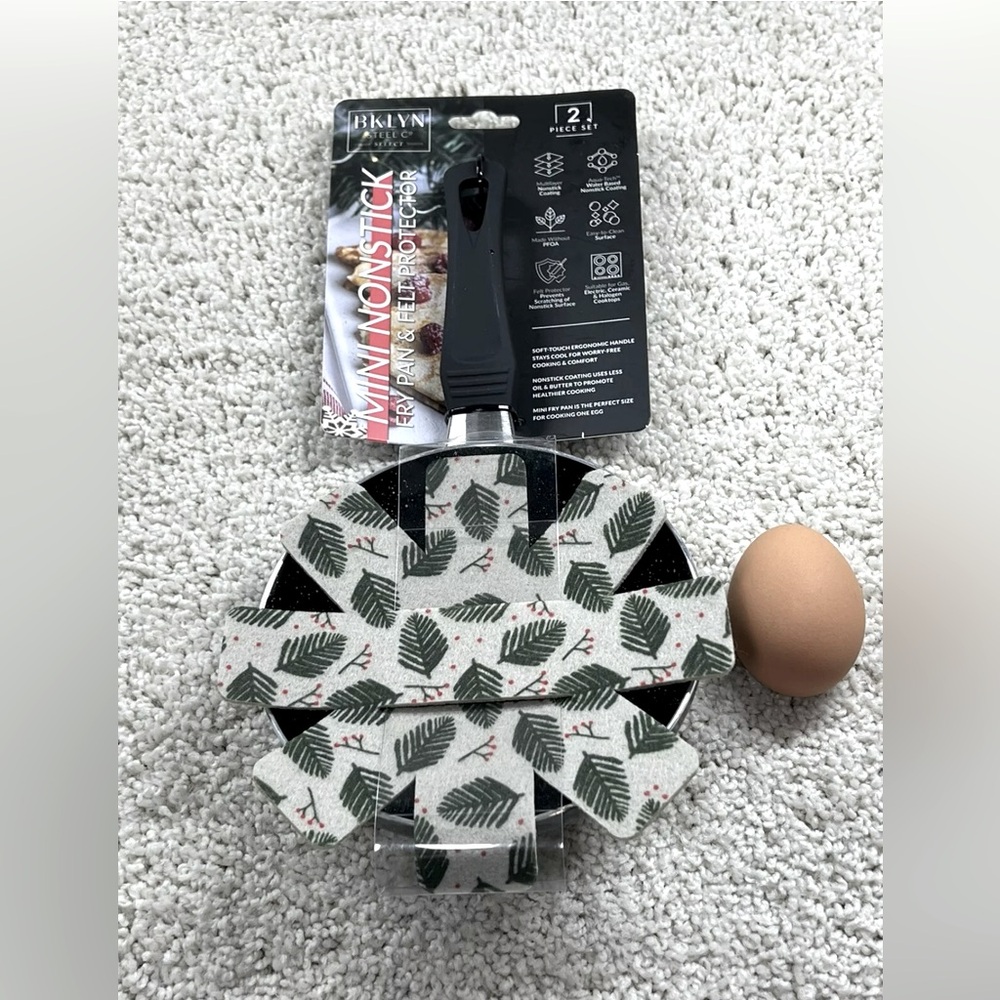 BKLYN Black Kitchen 5.5 Non-Stick Mini Fry Egg Pan Skillet & Leaf Felt Protector